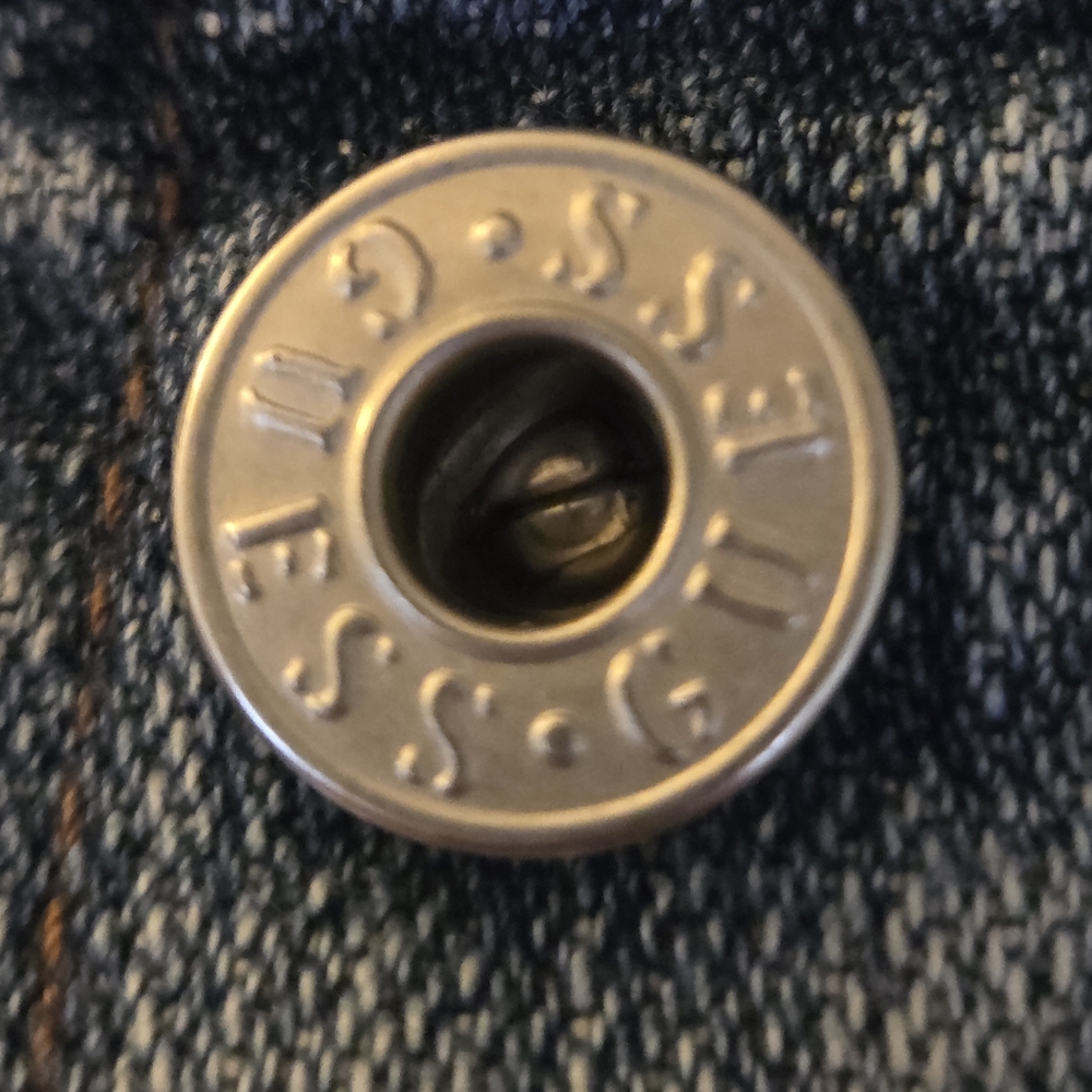 Guess Light Ripped Blue Denim Jacket In Excellent Condition! - Picture 3 of 11